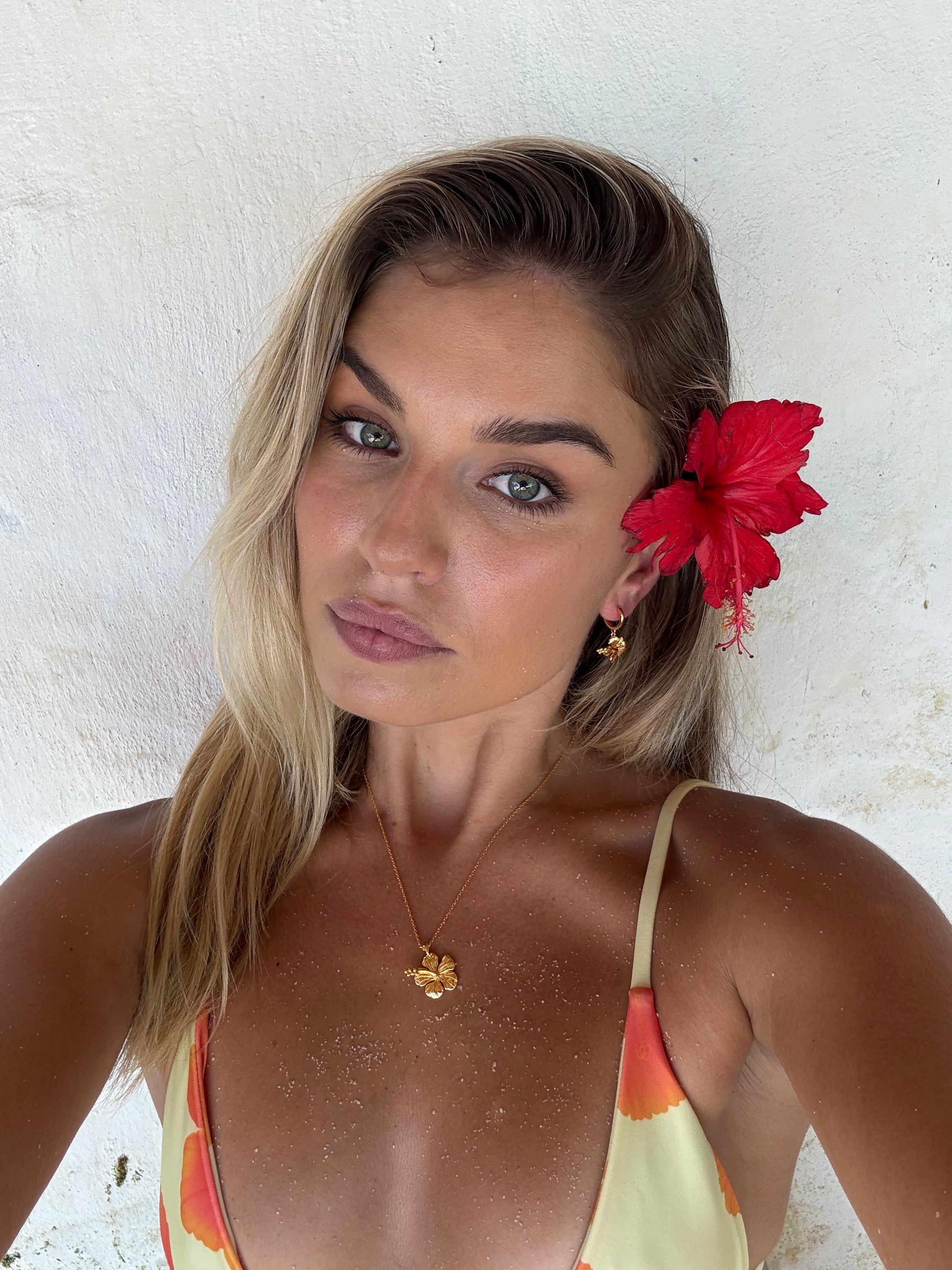 Hibiscus Set in 18k Gold Vermeil